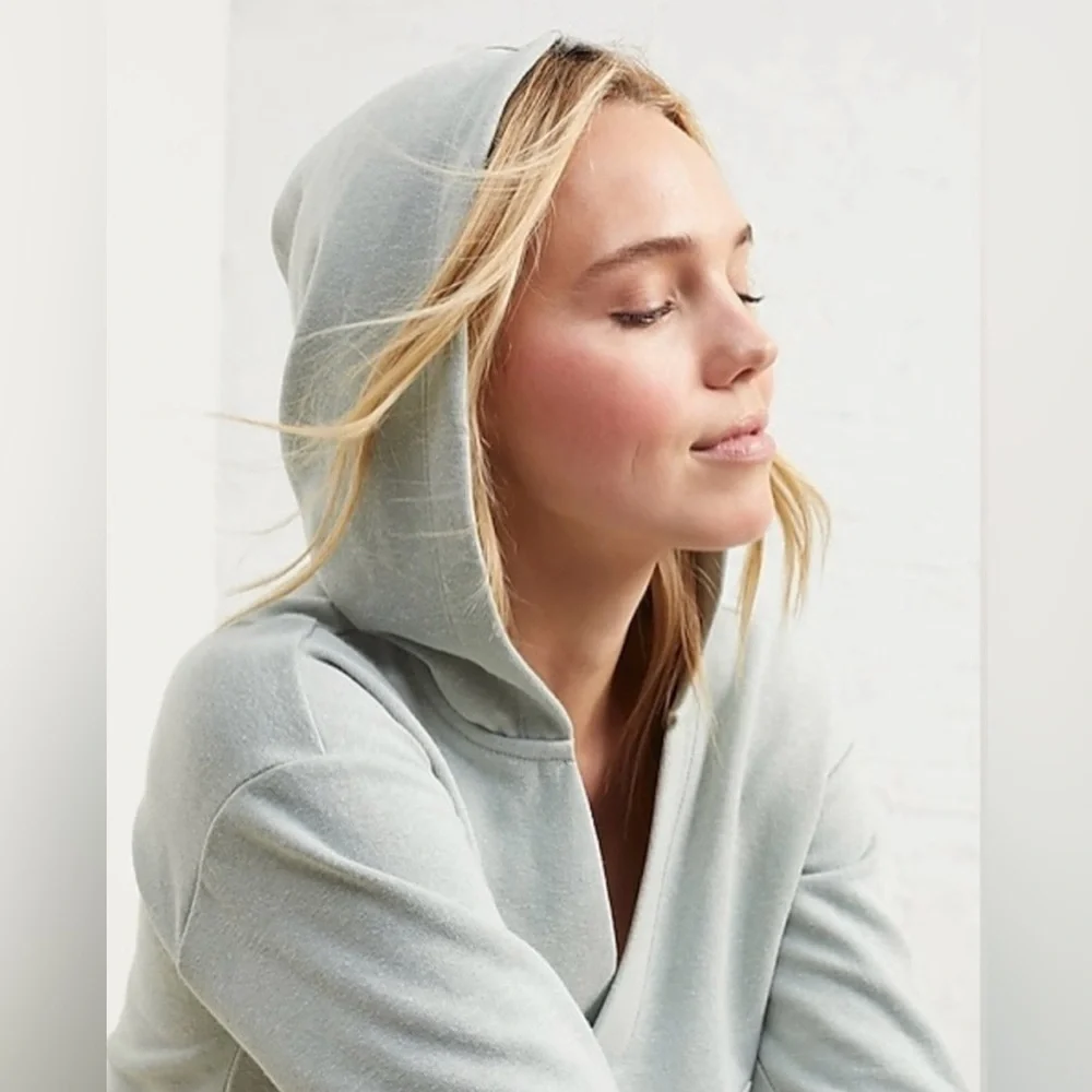 NWT UpWest Hemp Fleece V-Neck Hoodie - Picture 2 of 6